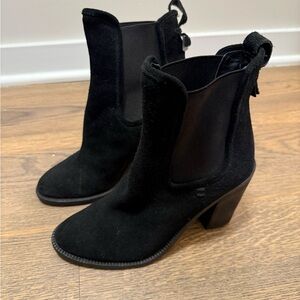 Dolce Vita Black Suede Boots - size 8